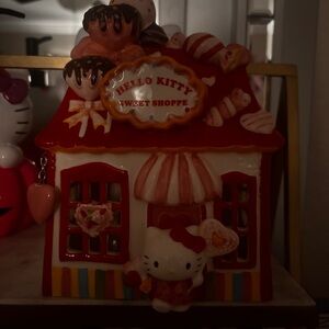 Hello Kitty Sweet Shoppe Figurine
